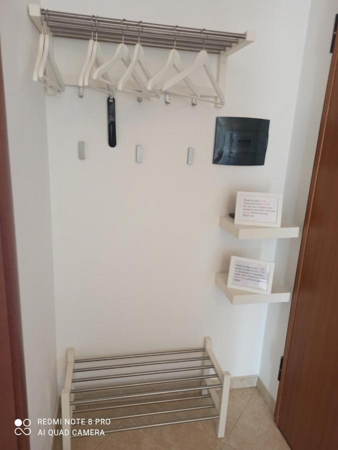 Fara One Apartment Bari Exterior foto